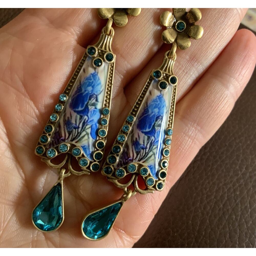 Iris Court Earrings Museum Gold Flower Art Deco VTG Antique Deco Floral Palace - Picture 7 of 7